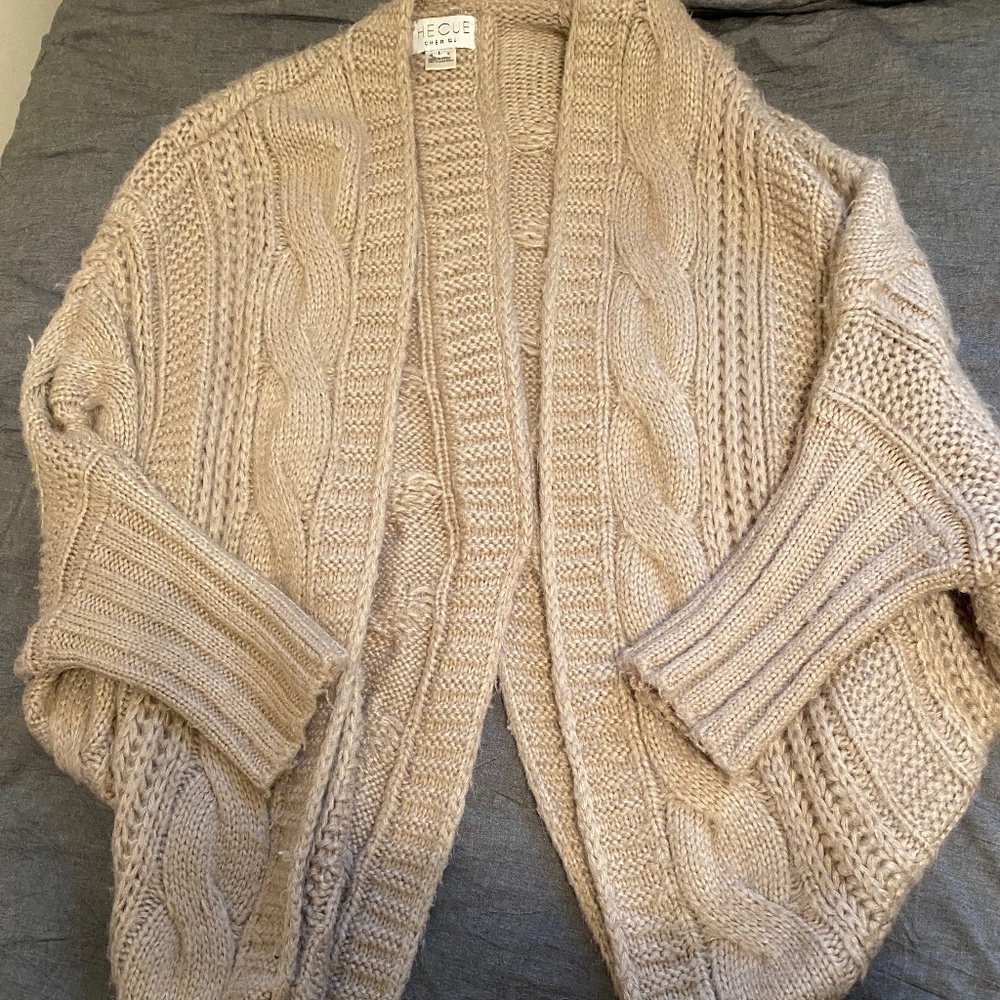Gorgeous warm sweater